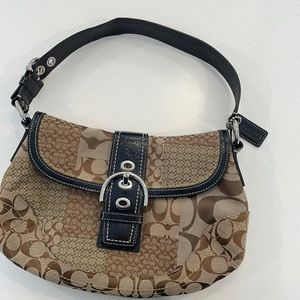 Coach handbag. Only used 1-2 times. Excellent condition. Smoke/pet free home.
